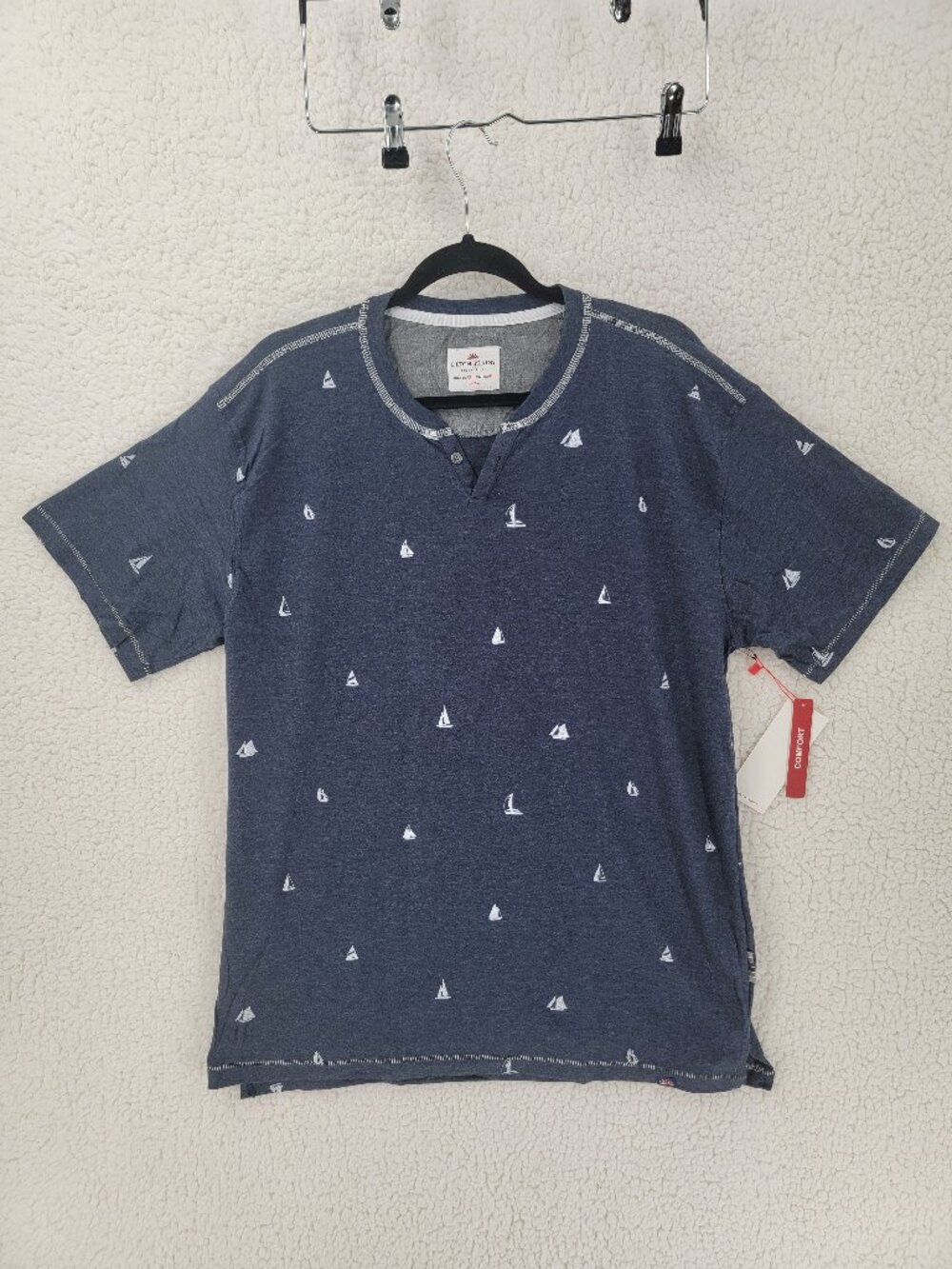 Ditch Plains by Ricky Singh Men's XL Henley Shirt Navy Blue Sailboat Nautical